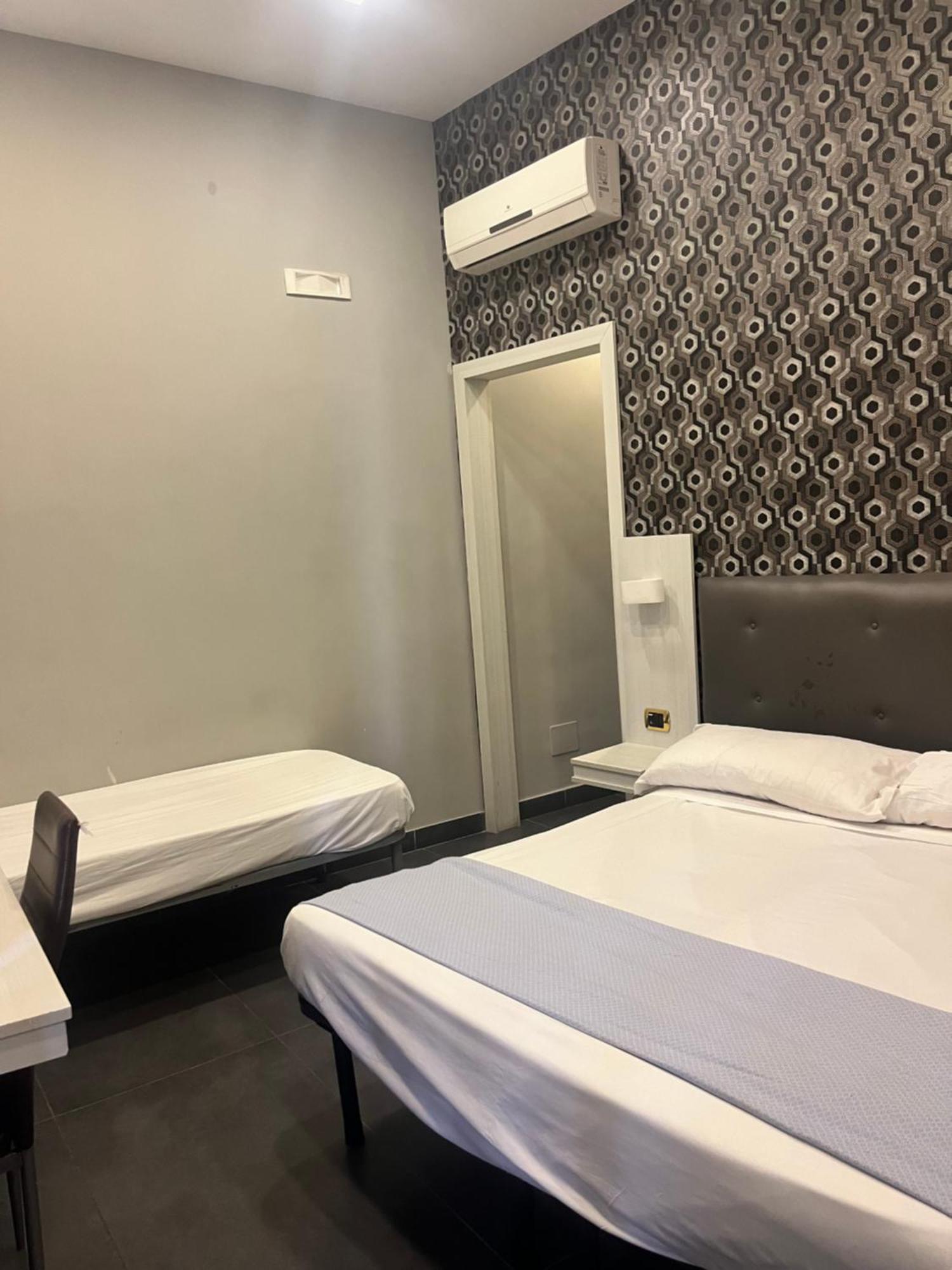 International Hotels 나폴리 외부 사진